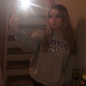 Meet your Posher, Briana